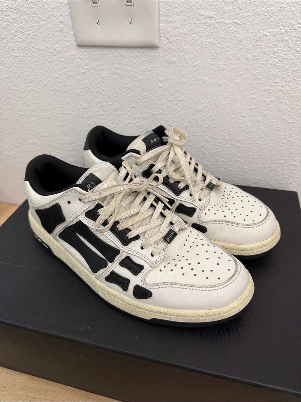 AMIRI Skeleton Lace Up Sneakers White Black Men's Casual - SZ 9 US 42 EUR